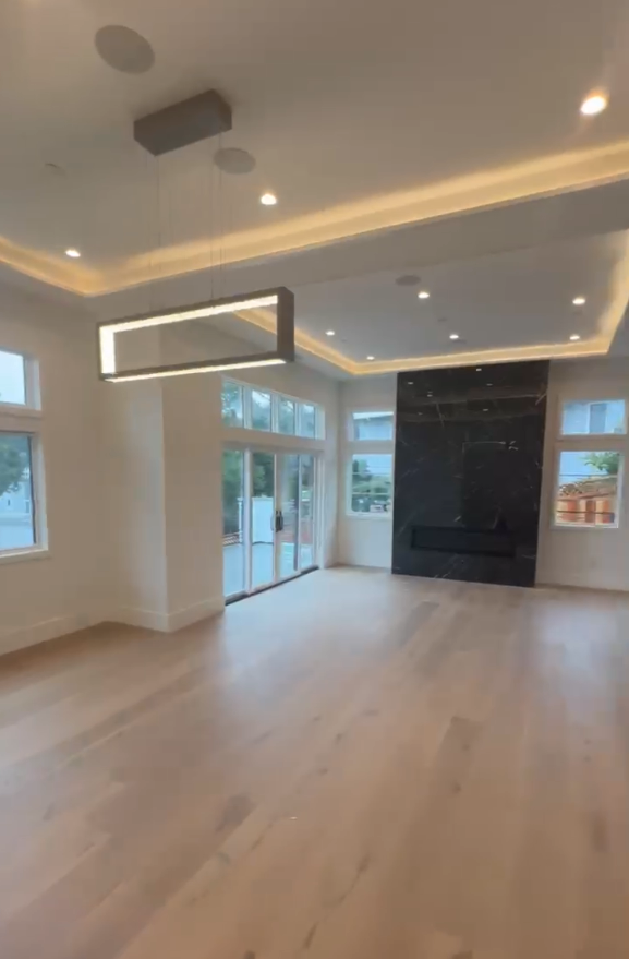 Prefab1® Modern 800 Sq. Ft. Two-Story 2-Bedroom ADU – Fully Installed, Turnkey Solution
